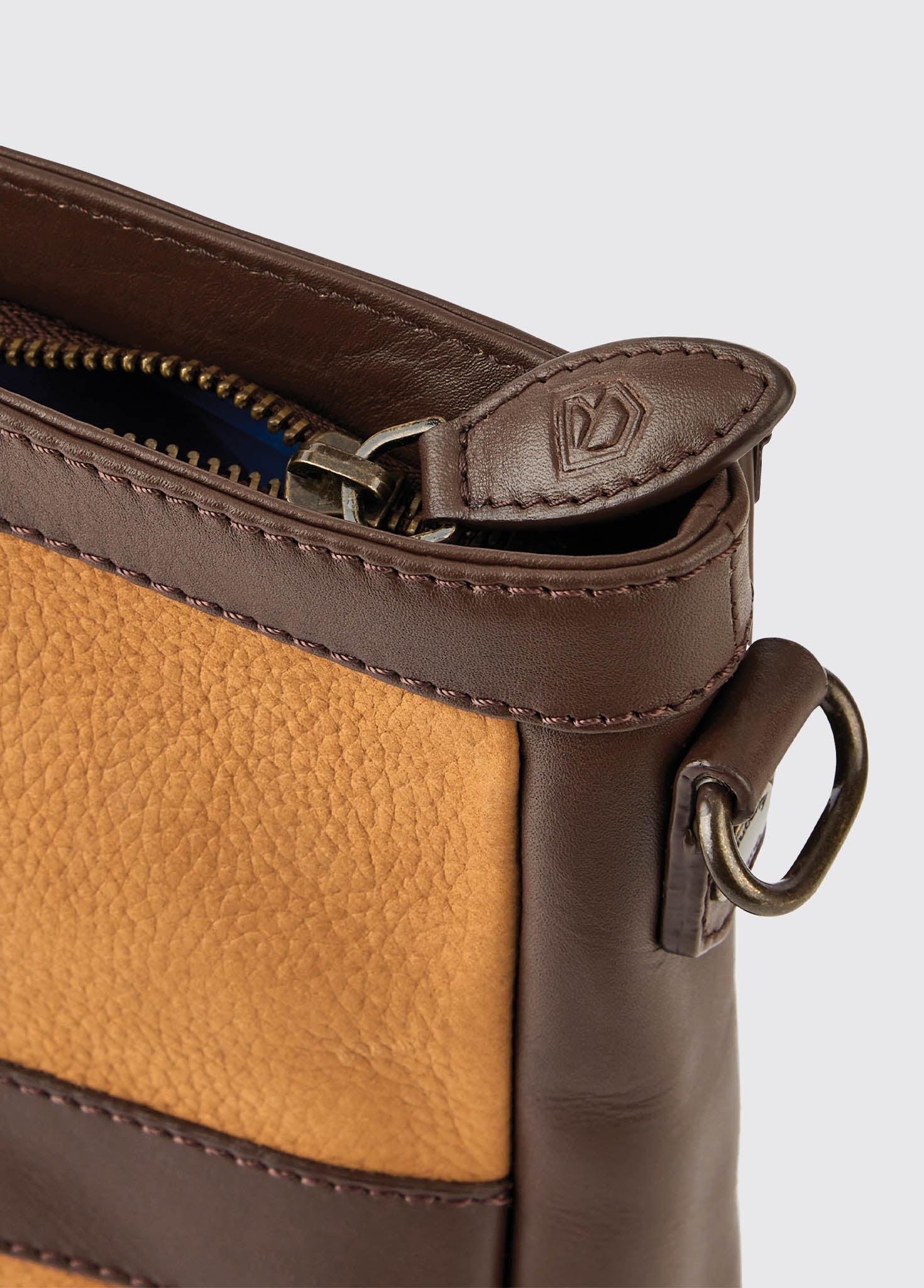 Ardmore Umhängetasche - Brown