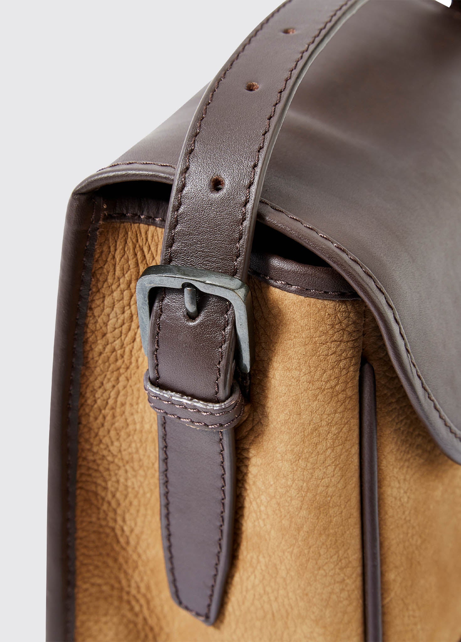 Clara Satteltasche - Brown