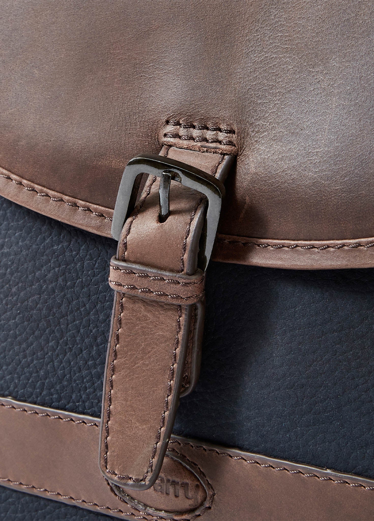 Clara Satteltasche - Navy/Brown